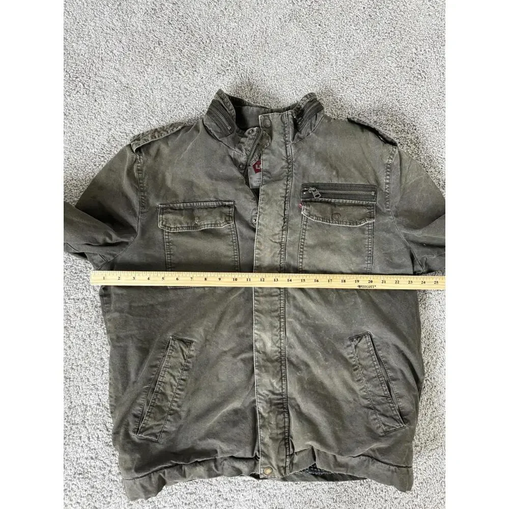 Levi’s Fleece Washed Cotton Distressed Trucker Olive Green Cargo‎ Jacket Sz L
